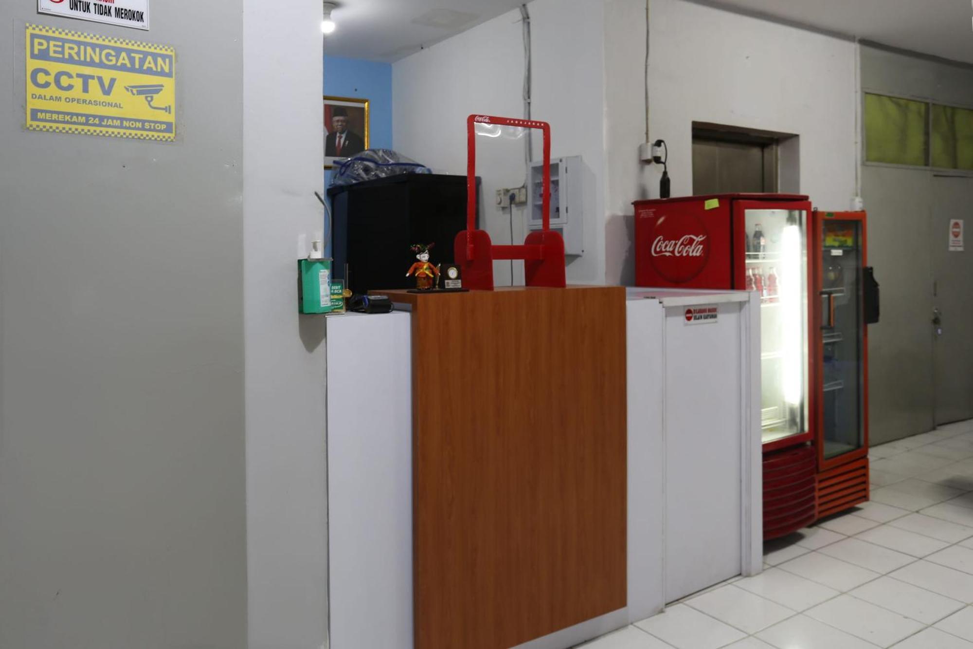 ג'קרטה Oyo 3865 Wisma Niaga מראה חיצוני תמונה